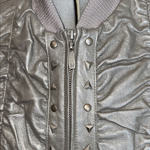 Peter Nygard Leather Jacket Silver Gray Bomber with Quilted/Ruched Front Design - Picture 3 of 10
